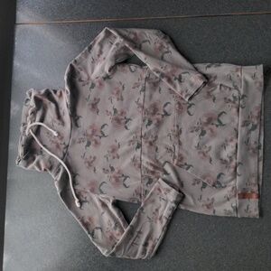 Ampersand Sweatshirt size Large